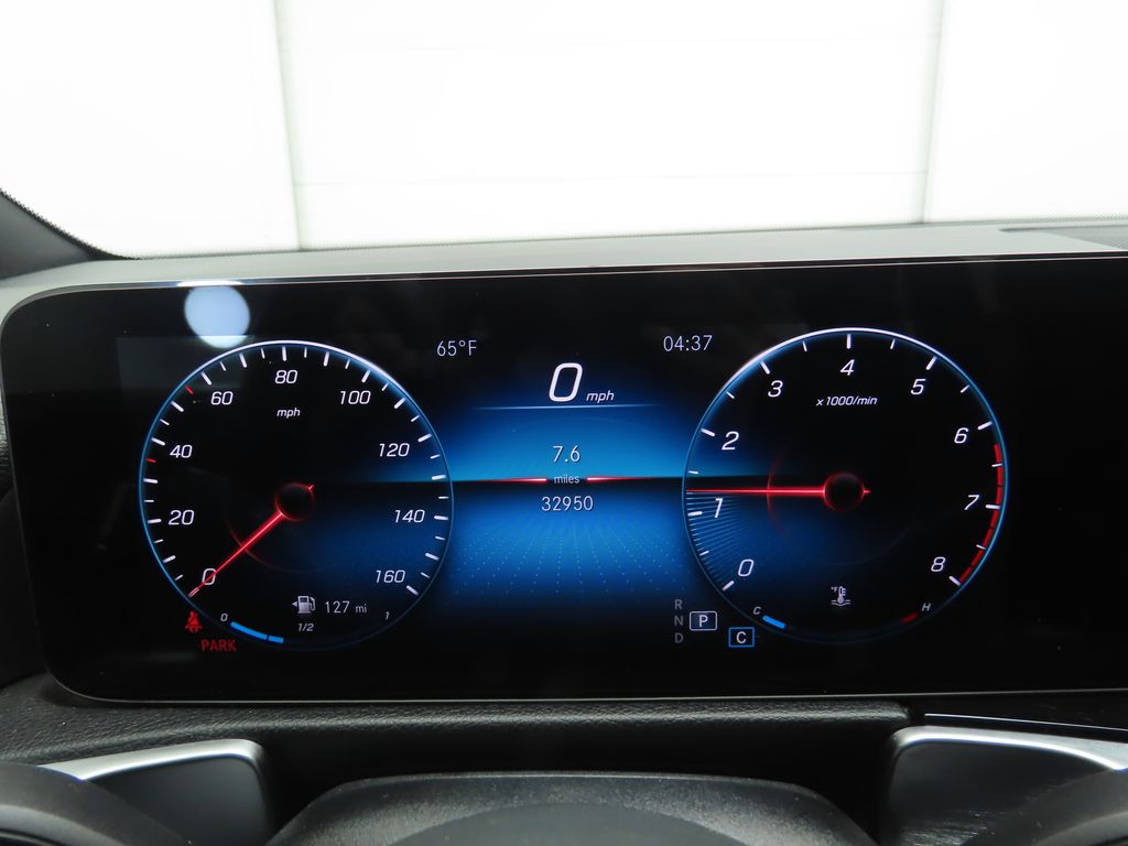 Thumbnail: 2022 Mercedes-Benz GLB - 32