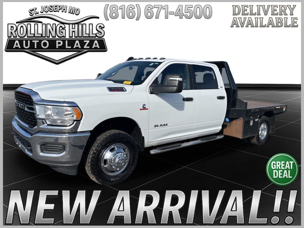 2024 RAM 3500 Chassis SLT Crew Cab LB DRW 4WD