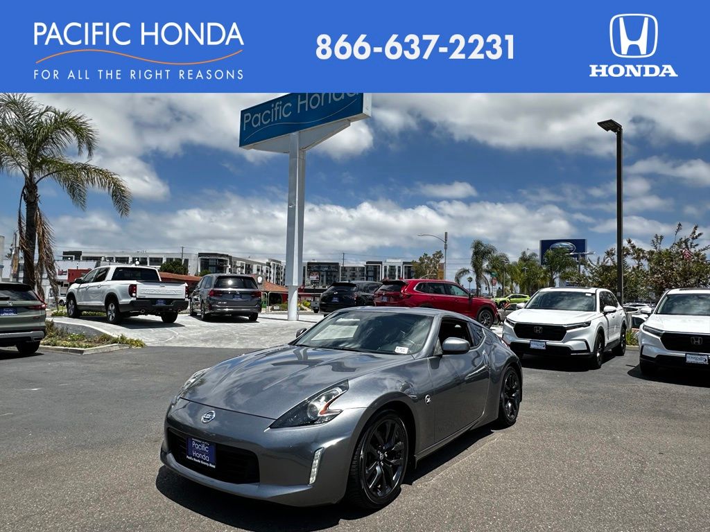 Gray (Gun Metallic) 2020 Nissan 370Z Coupe Rear-Wheel Drive 7-Speed Automatic