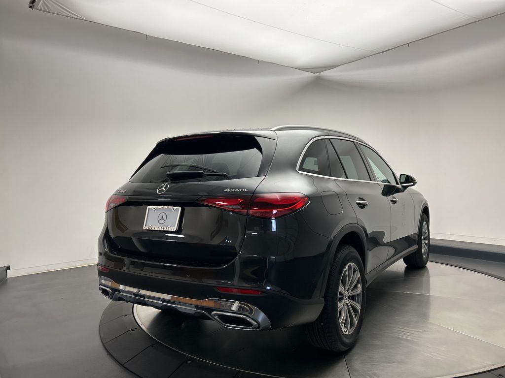 Thumbnail: 2026 Mercedes-Benz GLC - 7