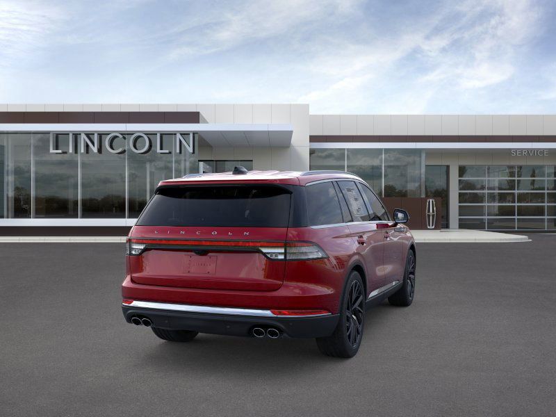 New 2026 Red Carpet Tinted Clearcoat Lincoln Reserve image 8