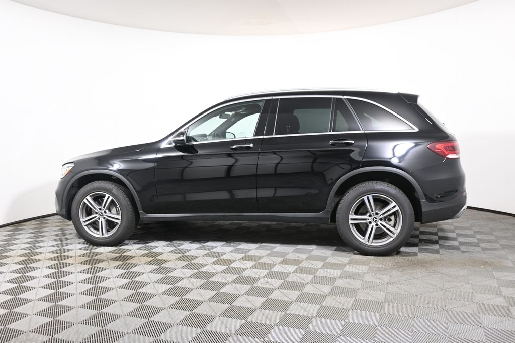 Thumbnail: 2022 Mercedes-Benz GLC - 2