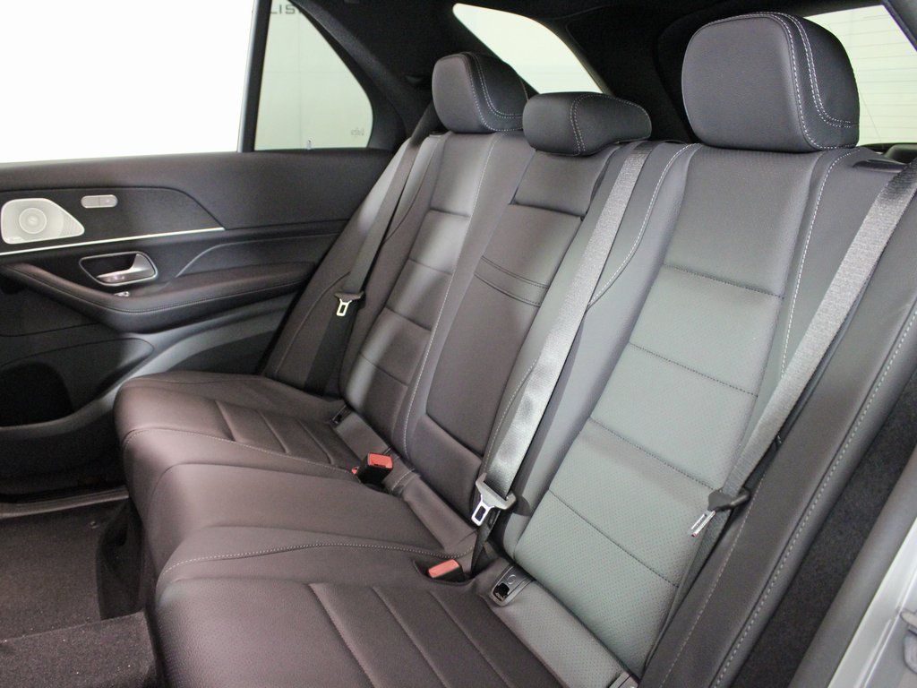 used 2026 Mercedes-Benz GLE car, priced at $57,997