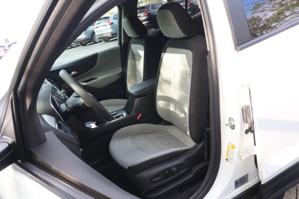 Thumbnail: 2024 Chevrolet Equinox - 32