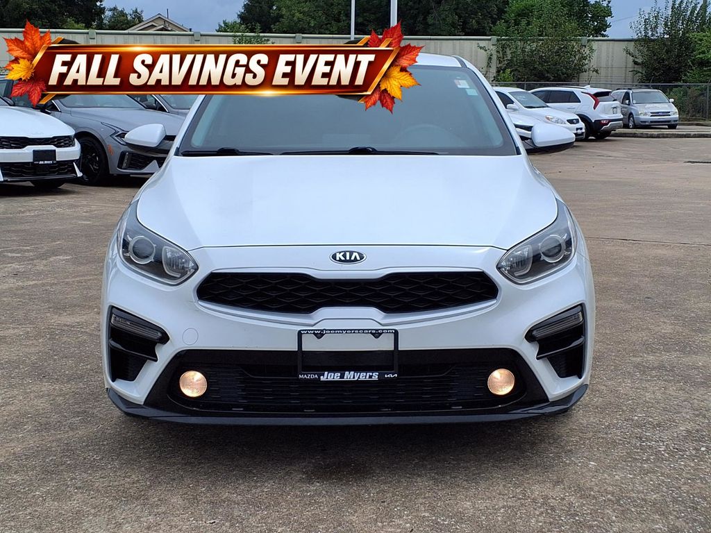 2021 Kia Forte LXS White at Community Toyota