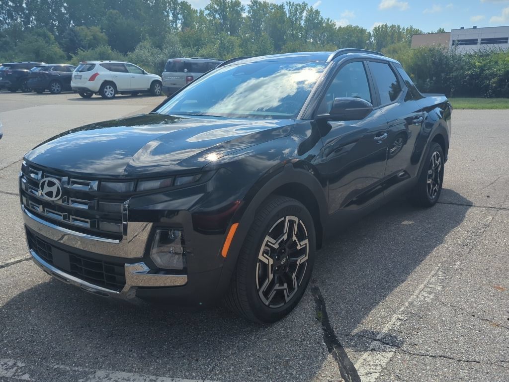 Phantom Black 2025 Hyundai Santa Cruz Pickup Truck All-Wheel Drive Automatic