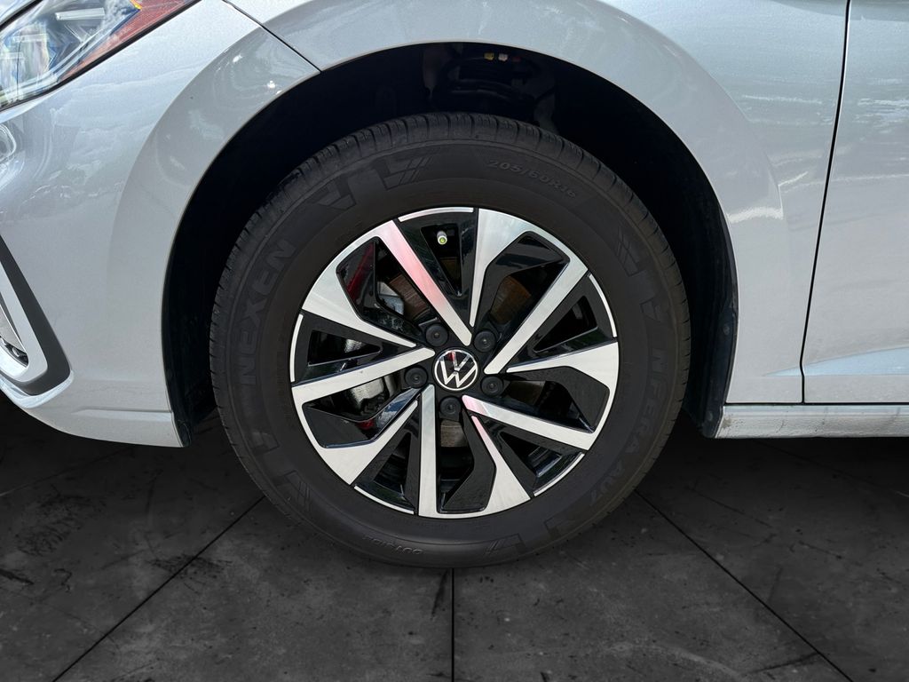 2025 Volkswagen Jetta 1.5T S photo