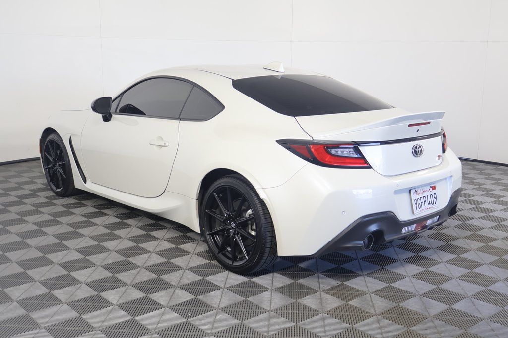 2023 Toyota GR86 Premium 6