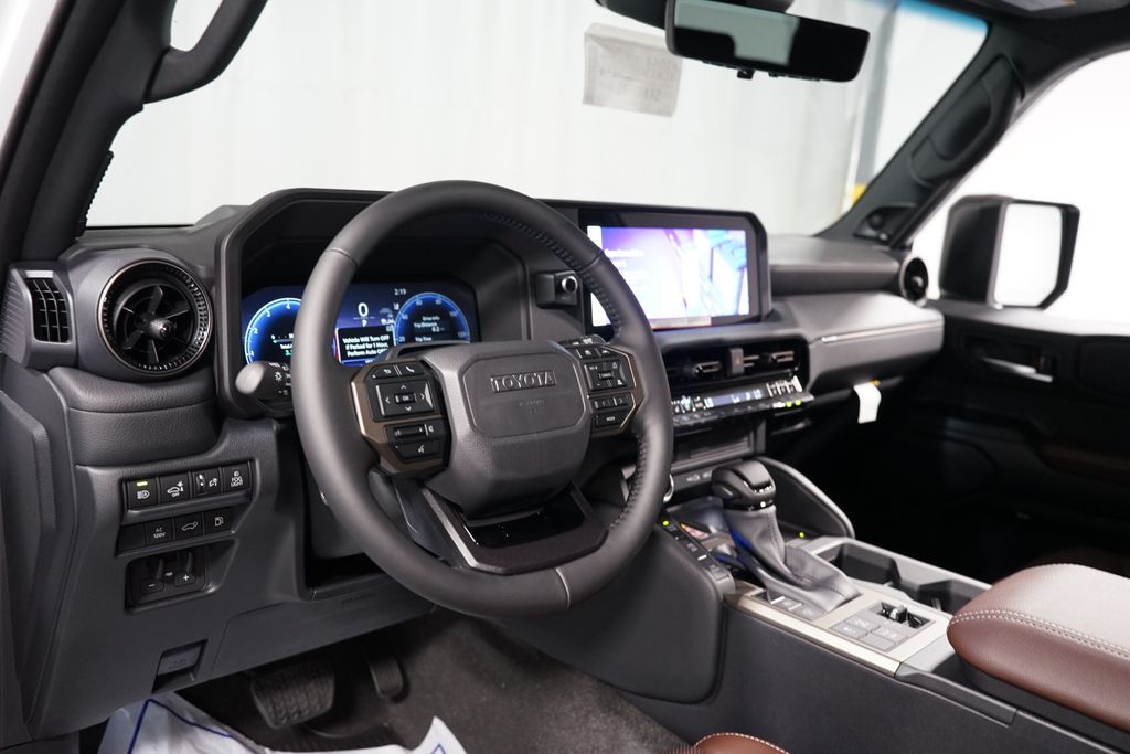 Thumbnail: 2025 Toyota Land Cruiser - 11