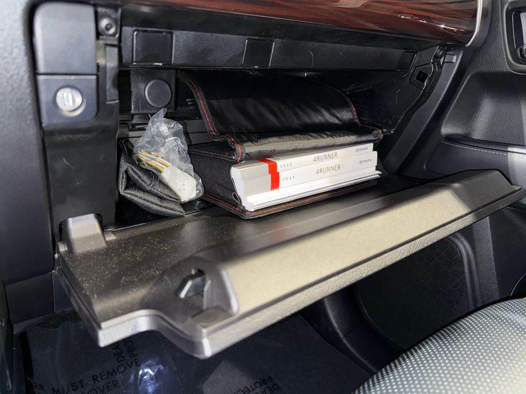 Thumbnail: 2023 Toyota 4Runner - 31