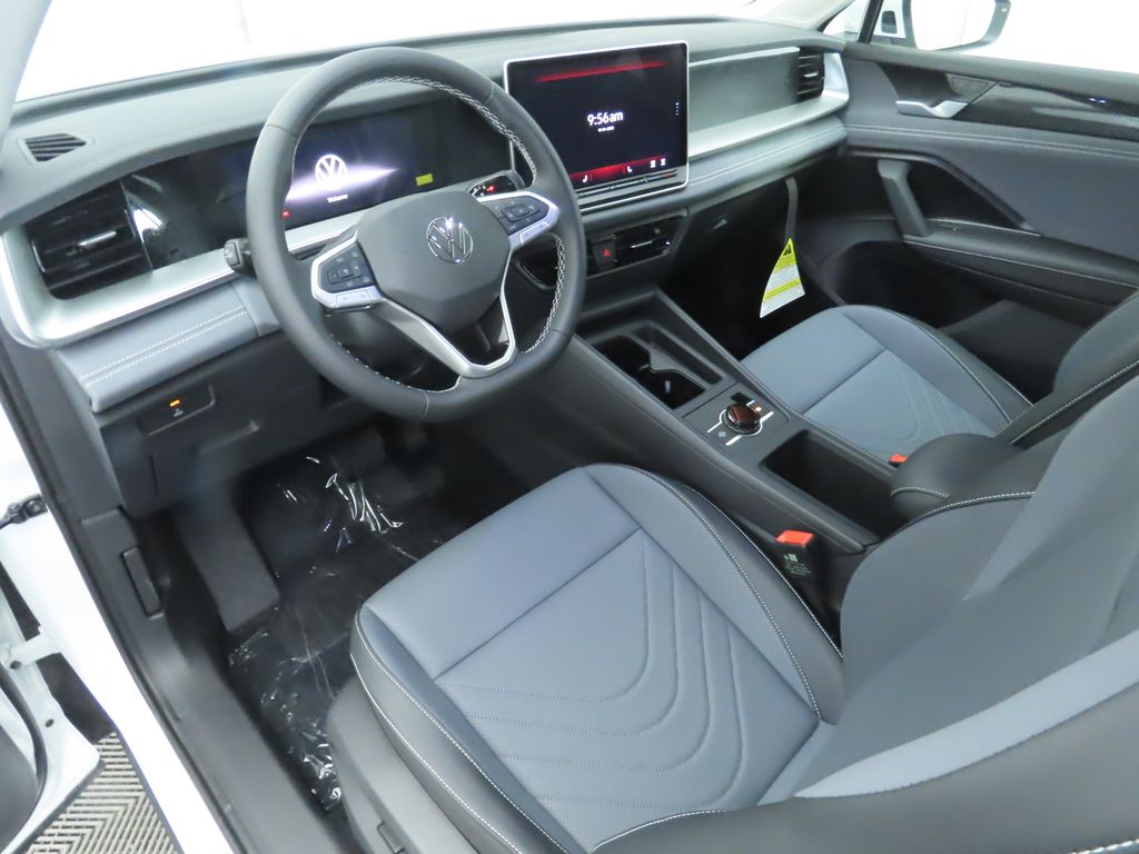 Thumbnail: 2026 Volkswagen Tiguan - 9