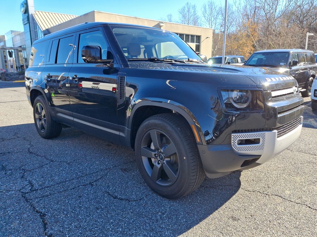 2025 Land Rover Defender 130 21