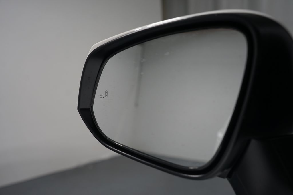 Thumbnail: 2025 Toyota RAV4 - 23