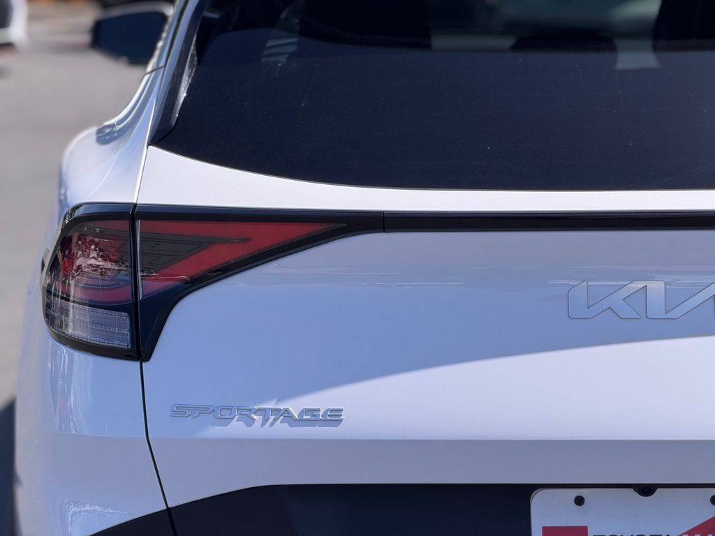 Used 2025 Kia Sportage SUV