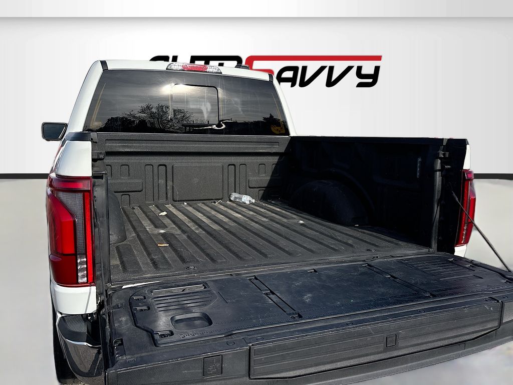 Used 2024 White Ford Lariat image 28