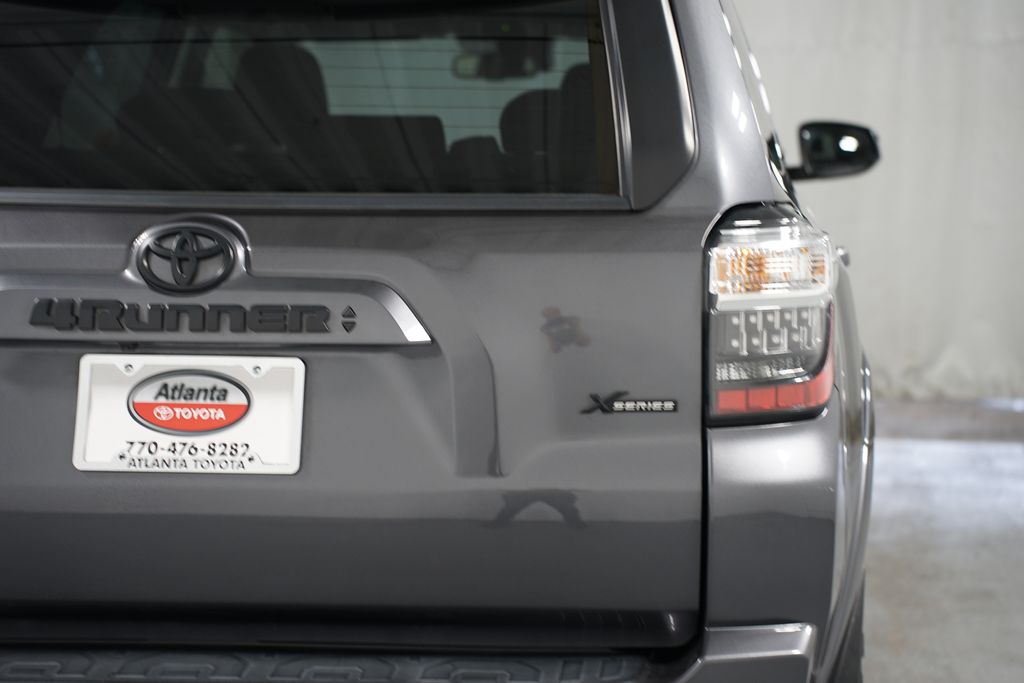 Thumbnail: 2023 Toyota 4Runner - 10