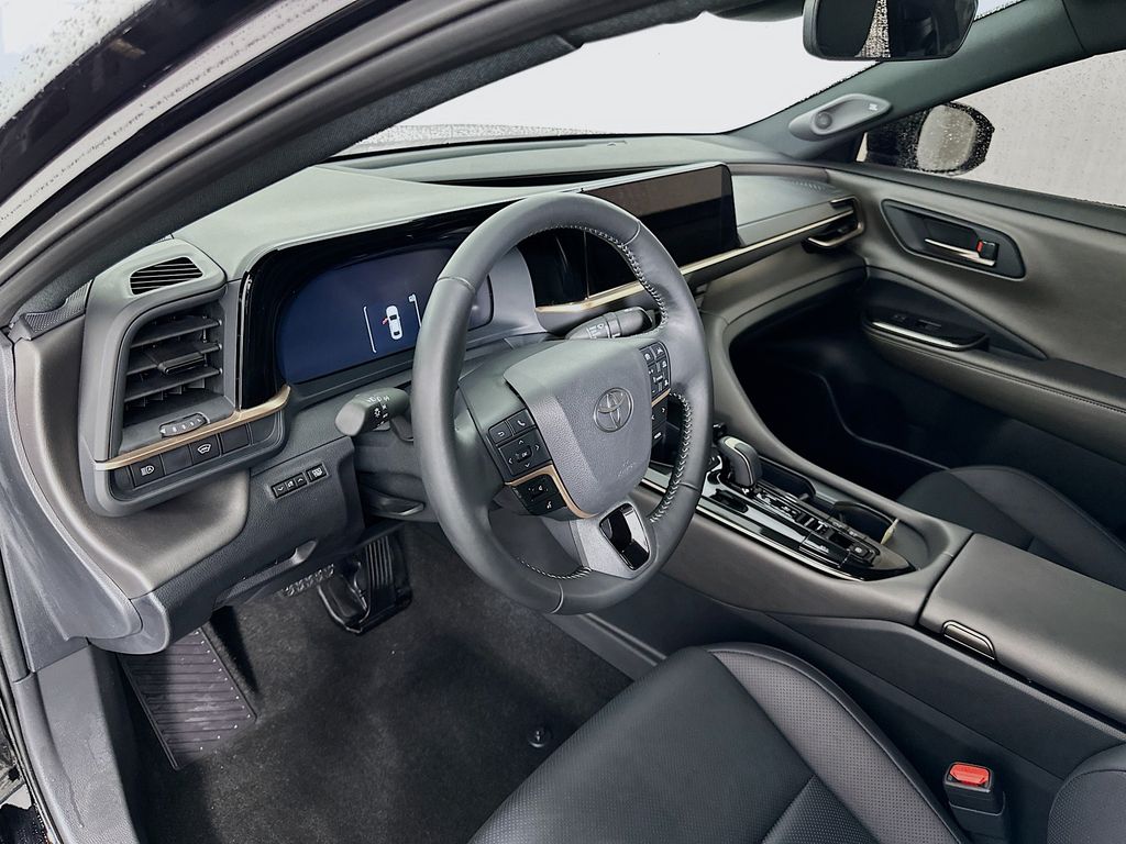 2025 Toyota Crown  9