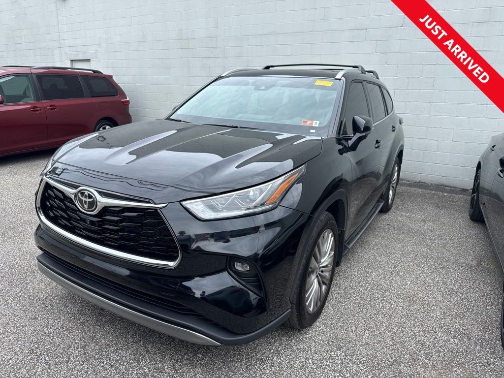 Midnight Black Metallic 2026 Toyota Highlander SUV / Crossover All-Wheel Drive 8-Speed Automatic