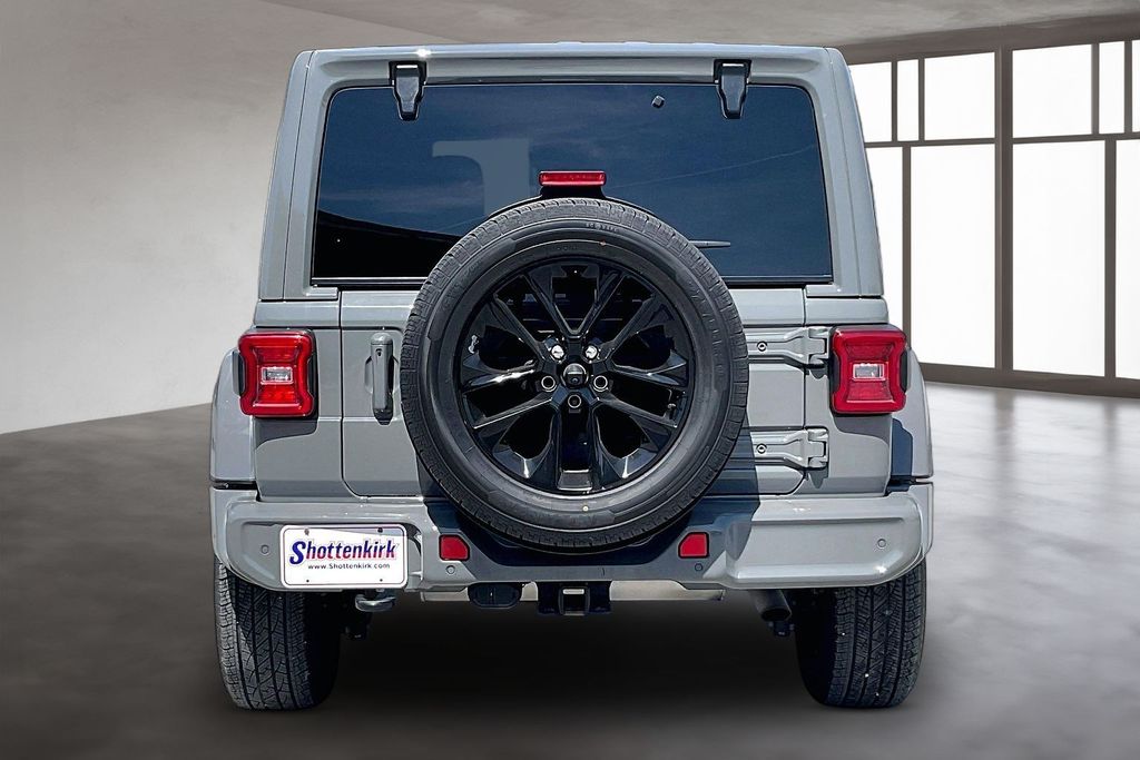 Used 2022 Jeep Wrangler SUV