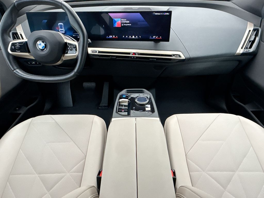 Thumbnail: 2026 BMW iX - 13