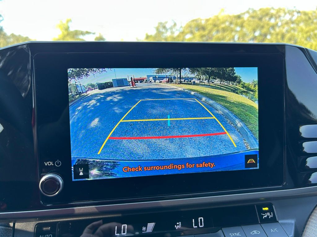 Thumbnail: 2025 Toyota Camry - 25