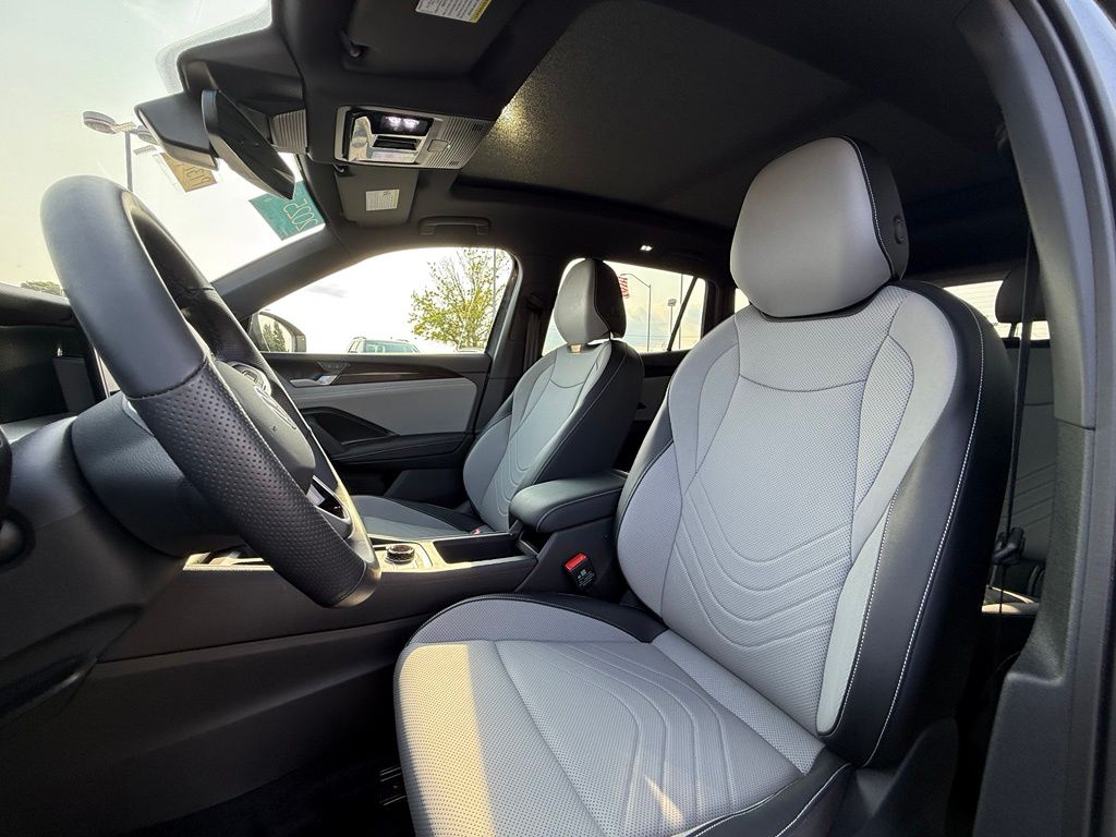 2025 Volkswagen Tiguan 2.0T SE R-Line Black Gray at Sutliff Volkswagen