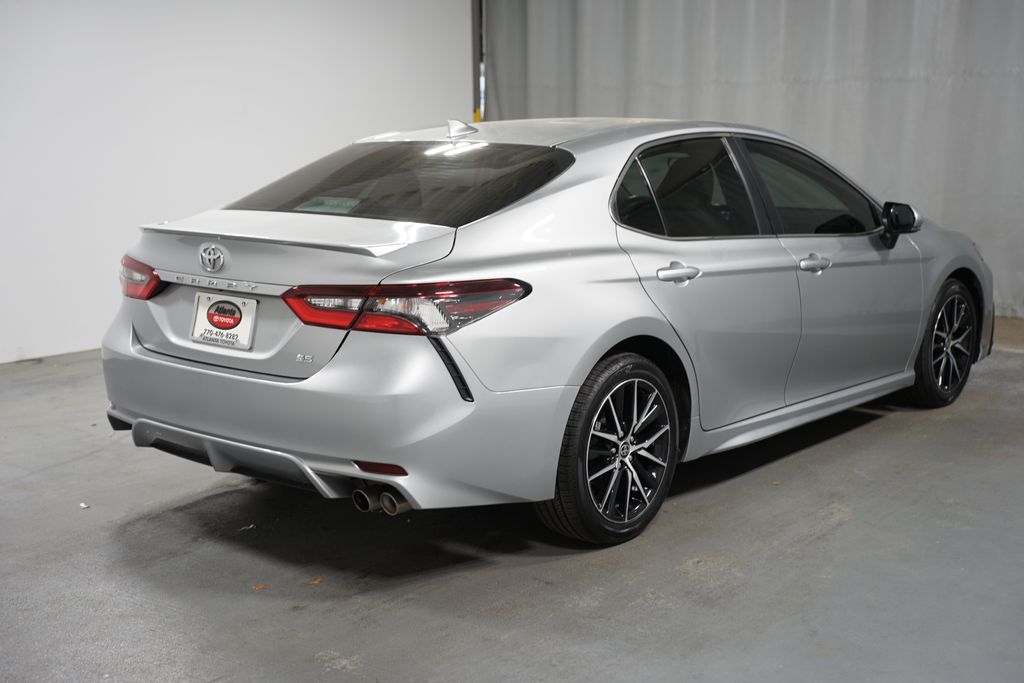 2023 Toyota Camry SE 8