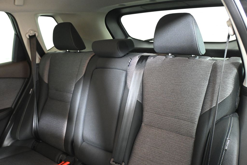 Thumbnail: 2022 Nissan Rogue - 4