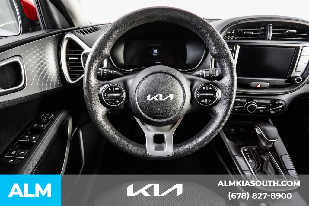 2023 Kia Soul LX photo 23