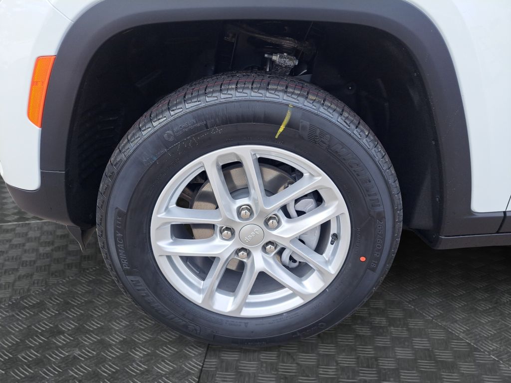 New Car 2025 Jeep Grand Cherokee  Laredo X For Sale Under $35,000 In Austin, Texas