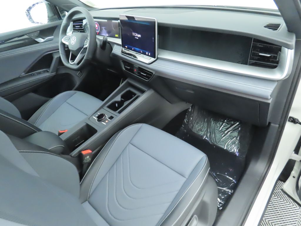 Thumbnail: 2026 Volkswagen Tiguan - 17