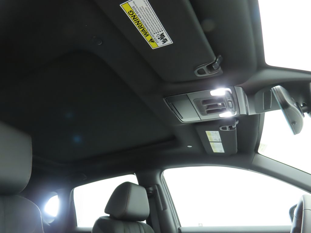 Thumbnail: 2025 Acura ADX - 18