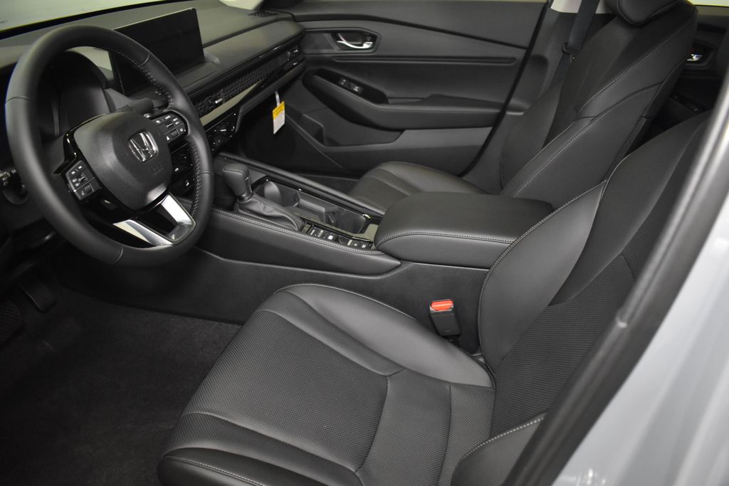 Thumbnail: 2025 Honda Accord - 19