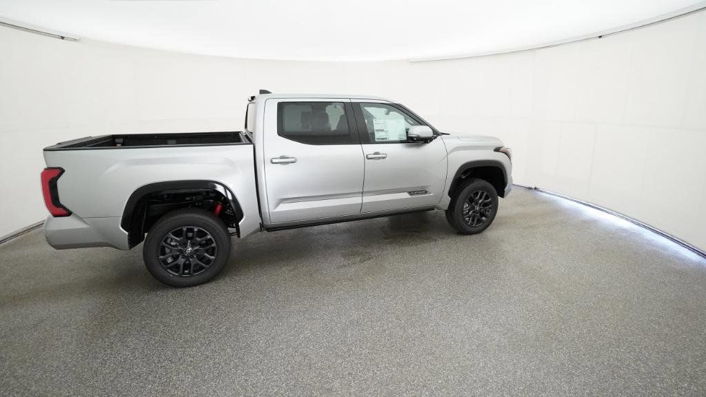 Thumbnail: 2025 Toyota Tundra - 3