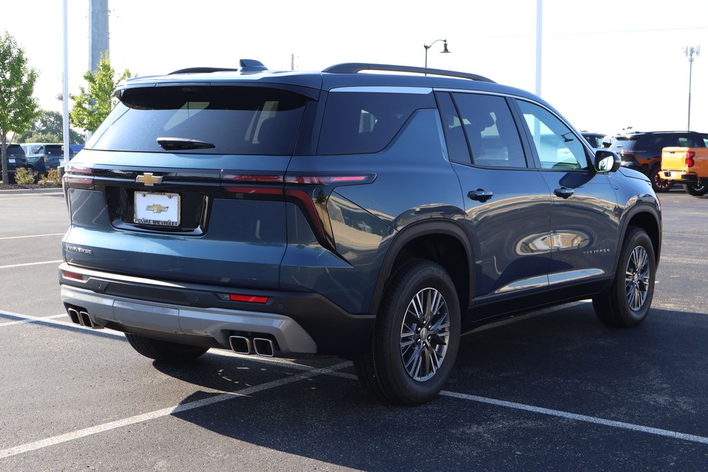 Thumbnail: 2026 Chevrolet Traverse - 8