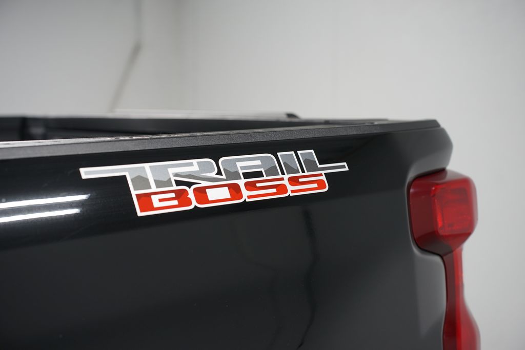 Thumbnail: 2024 Chevrolet Silverado 1500 - 11