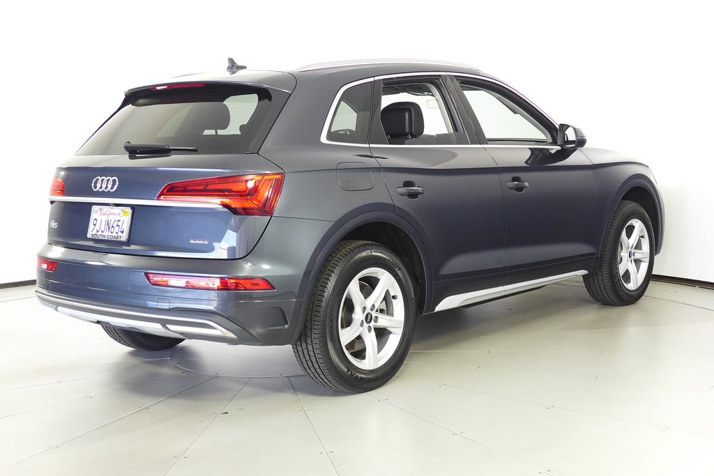 Thumbnail: 2023 Audi Q5 - 7