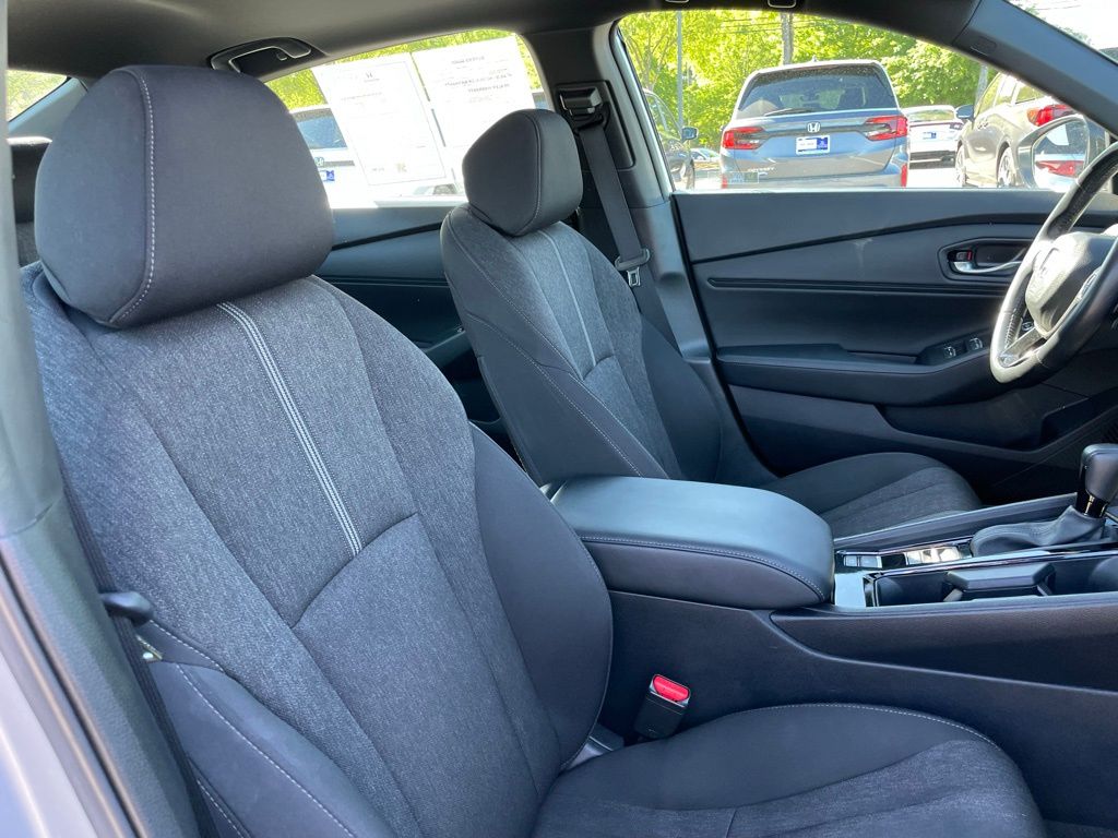 Thumbnail: 2025 Honda Accord - 32