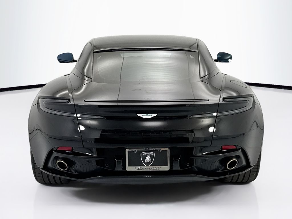 2025 Aston Martin DB12 Base - Photo 6