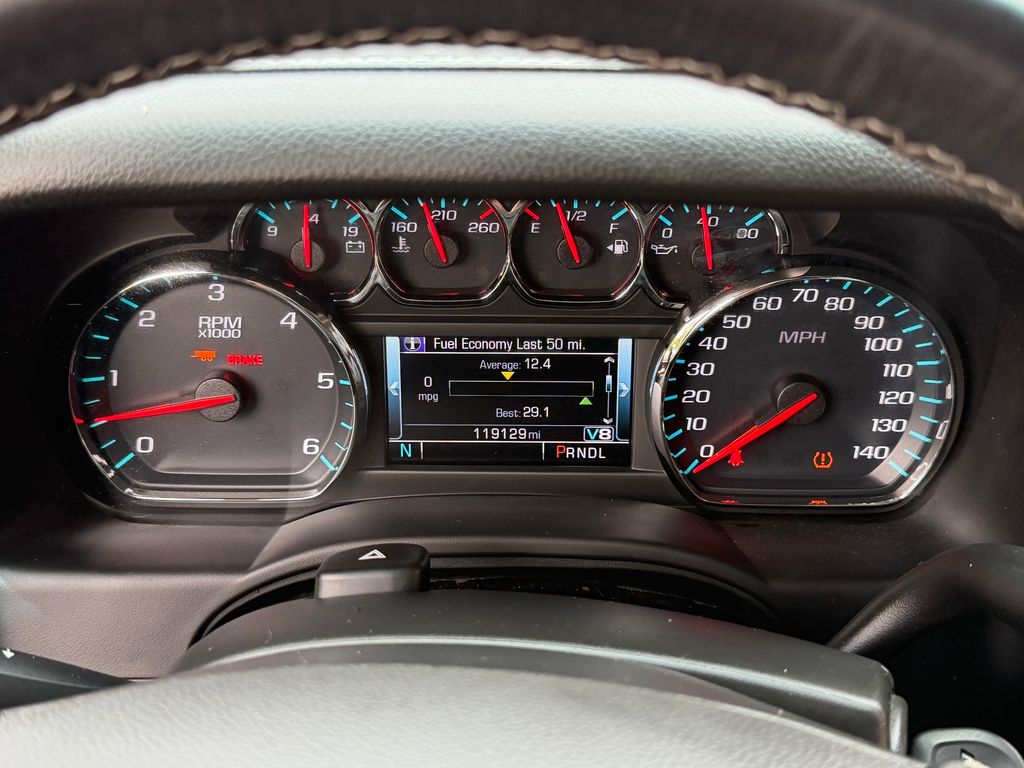 Thumbnail: 2020 Chevrolet Suburban - 20