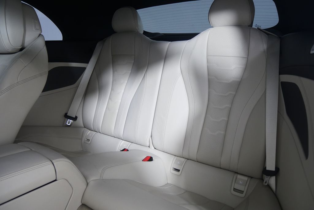 Thumbnail: 2023 BMW 8 Series - 13