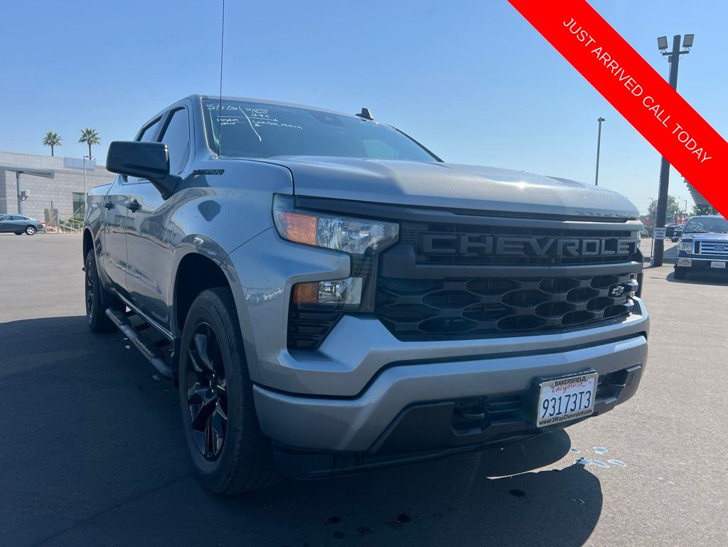 Sterling Gray Metallic 2023 Chevrolet Silverado 1500 Custom Crew Cab RWD Pickup Truck 4X2 8-Speed Automatic