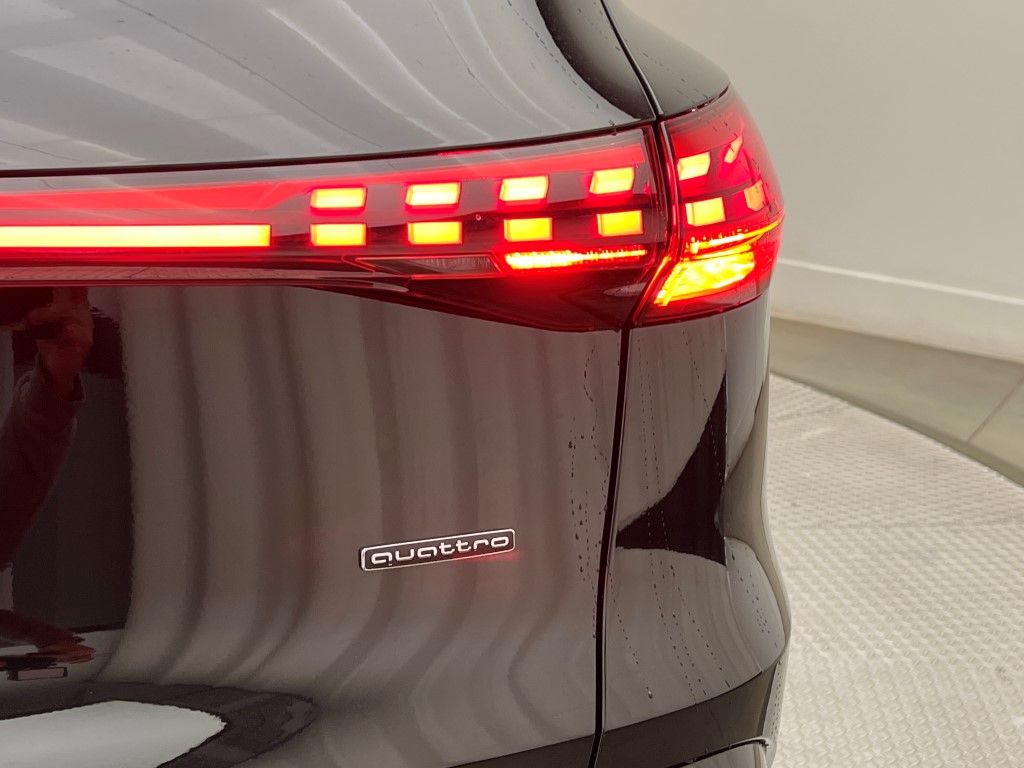 Thumbnail: 2025 Audi Q5 - 9