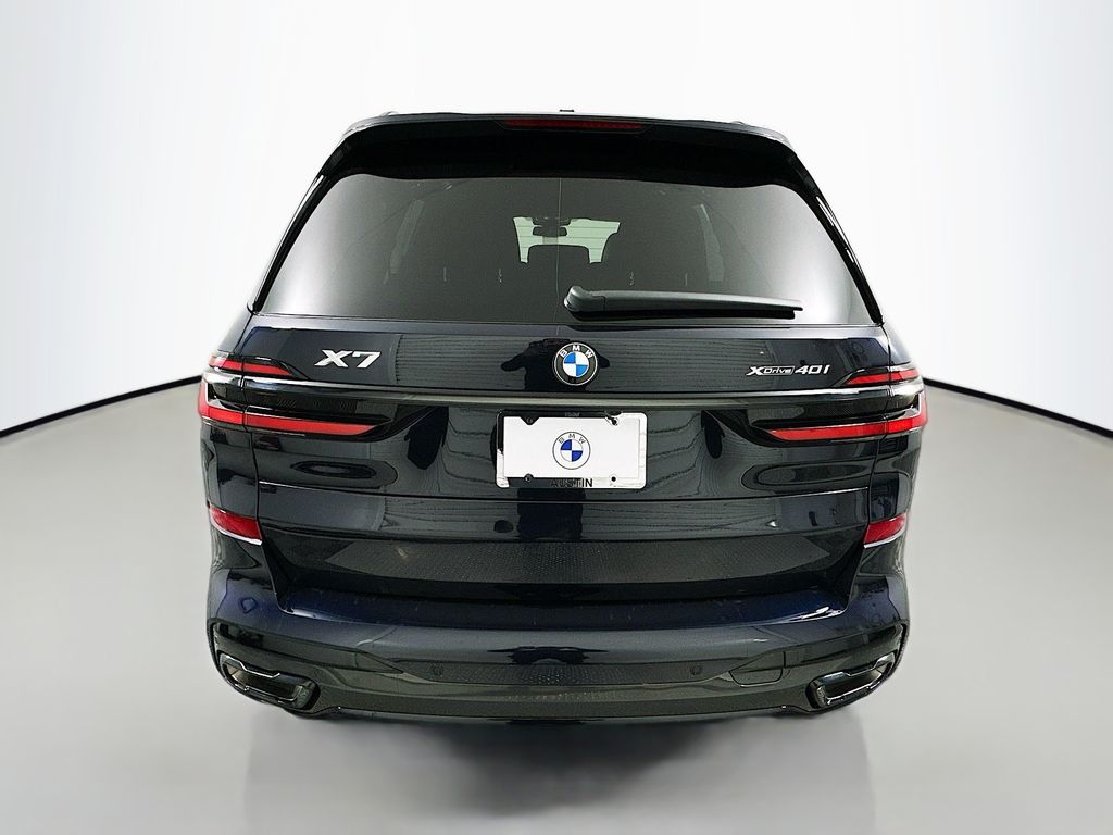 Thumbnail: 2026 BMW X7 - 6