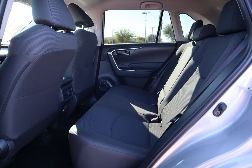 Thumbnail: 2025 Toyota RAV4 - 20