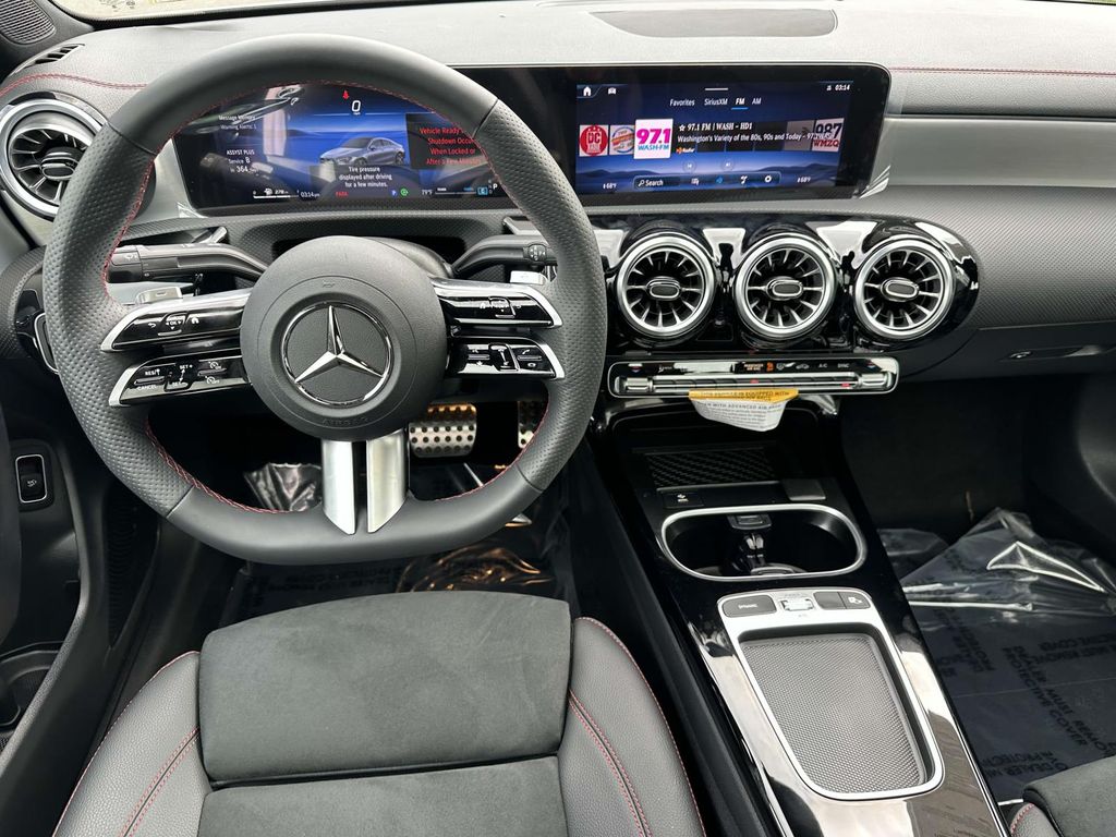 2025 Mercedes-Benz CLA 250 8