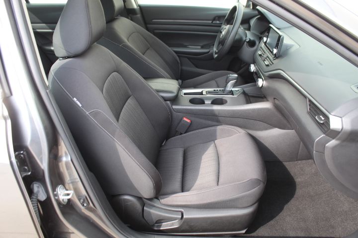 Used Car 2023 Nissan Altima  2.5 S For Sale Under $20,000 In Georgetown, Texas