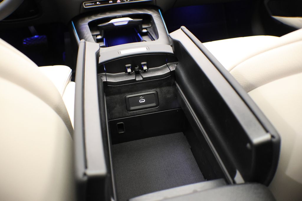 Thumbnail: 2027 Mercedes-Benz E-Class - 28