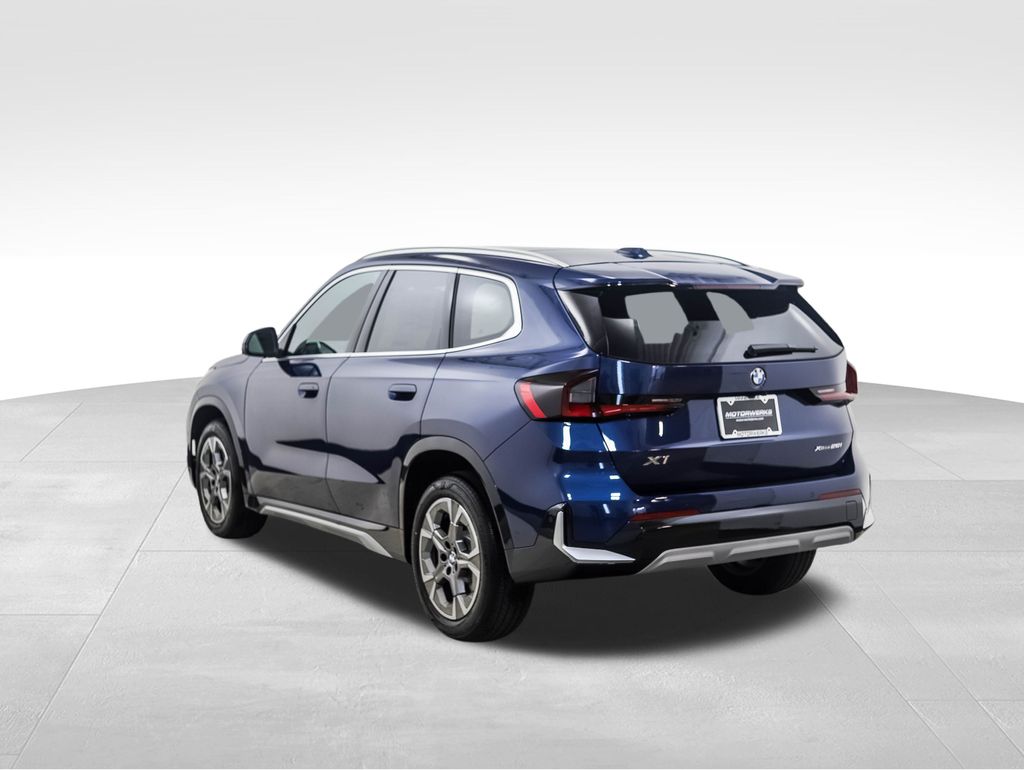 2025 BMW X1 xDrive28i 3