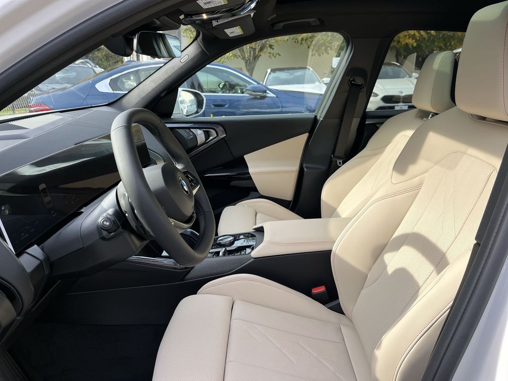 Thumbnail: 2026 BMW X3 - 11